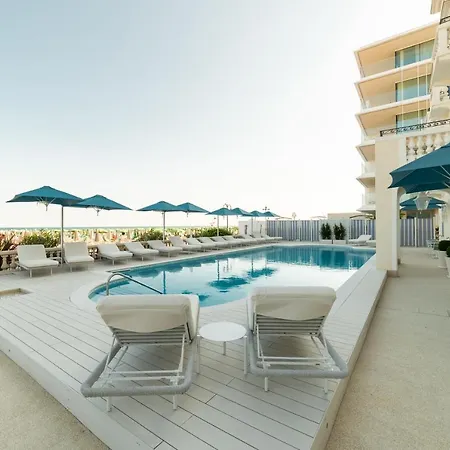 Casa Bianca Al Mare 4* Jesolo