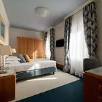 Casa Bianca Al Mare Otel