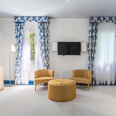 فندق Casa Bianca Al Mare 4*