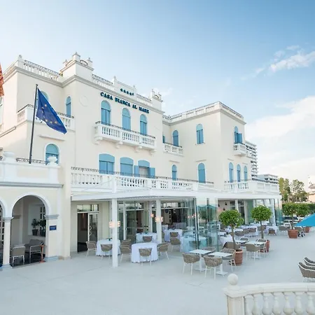 Casa Bianca Al Mare 4*
