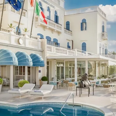 Casa Bianca Al Mare 4* Jesolo