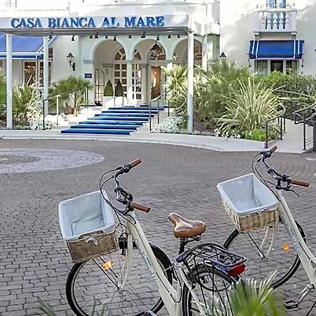 Casa Bianca Al Mare