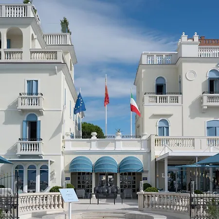 Casa Bianca Al Mare