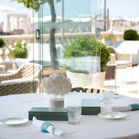 Casa Bianca Al Mare Hotel 4*