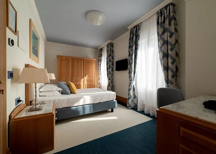 Casa Bianca Al Mare Hotel