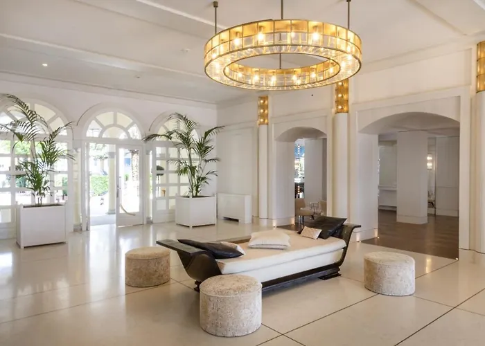 Casa Bianca Al Mare מלון